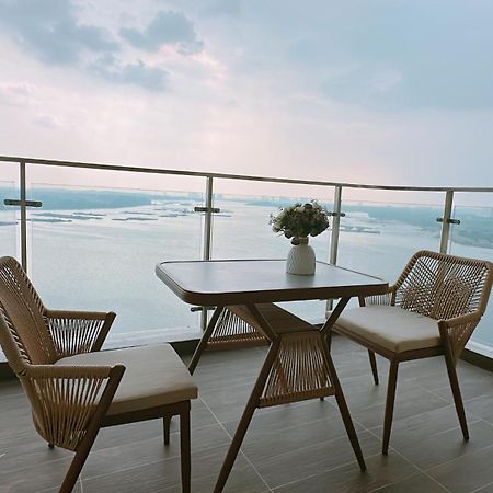 Scenic Country Garden Danga Bay By Lions Bay Lejlighed Johor Bahru Eksteriør billede