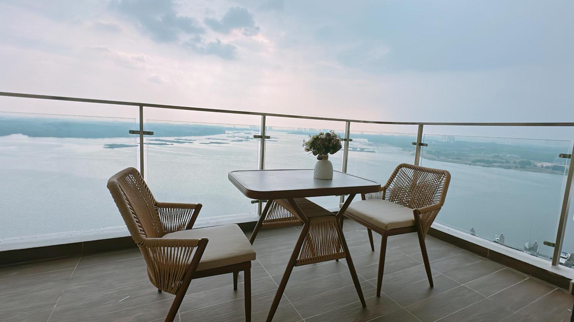 Scenic Country Garden Danga Bay By Lions Bay Lejlighed Johor Bahru Eksteriør billede