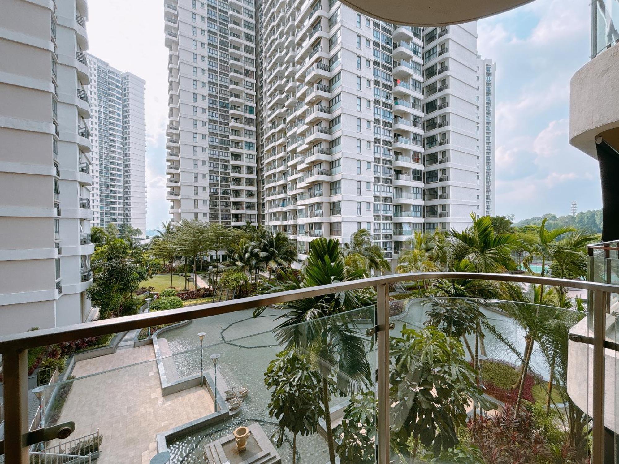 Scenic Country Garden Danga Bay By Lions Bay Lejlighed Johor Bahru Værelse billede